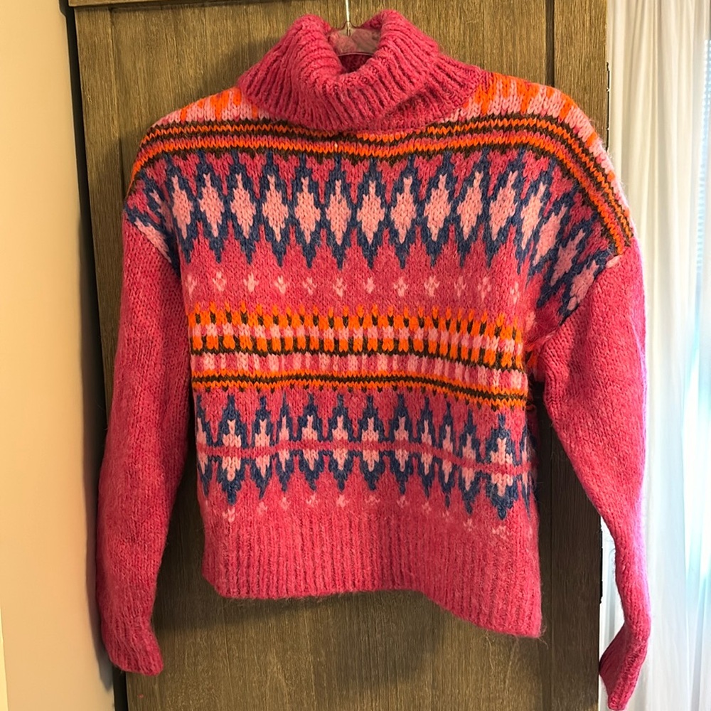 Forever 21, cropped sweater, size M